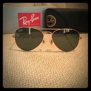 Ray-Ban Aviator Small sunglasses NWOT